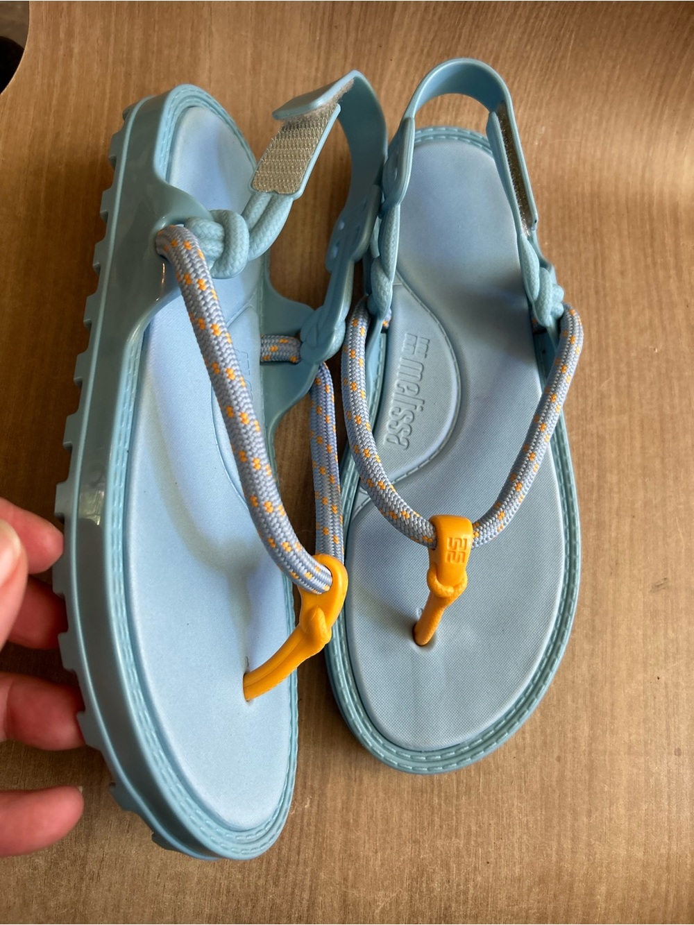 Melissa woman’s  Light Blue Sandals with Yellow Accents has grape smell